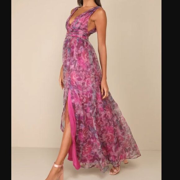 Lulus Dresses & Skirts - NWT Lulus Magenta Floral Print Organza Maxi Dress